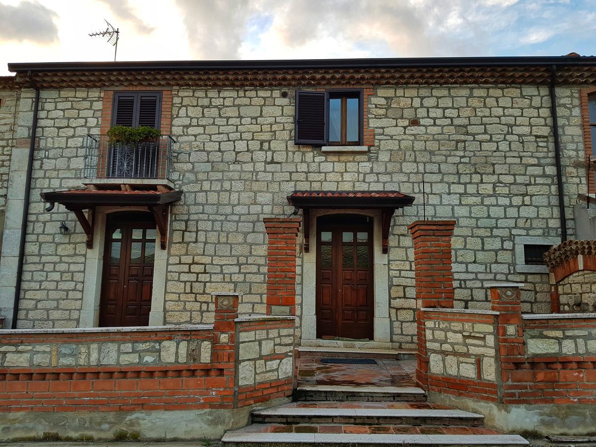 La Taverna Morcone Bagian luar foto