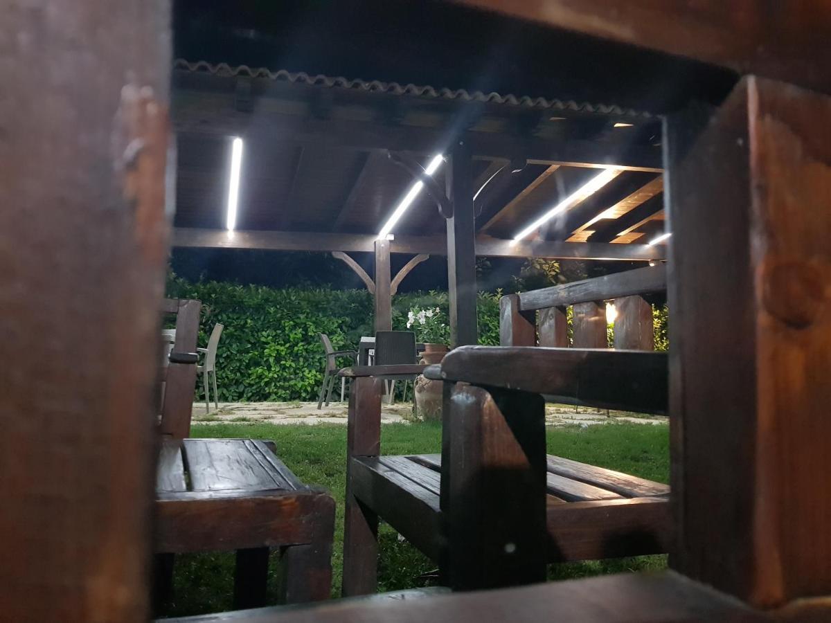 La Taverna Morcone Bagian luar foto